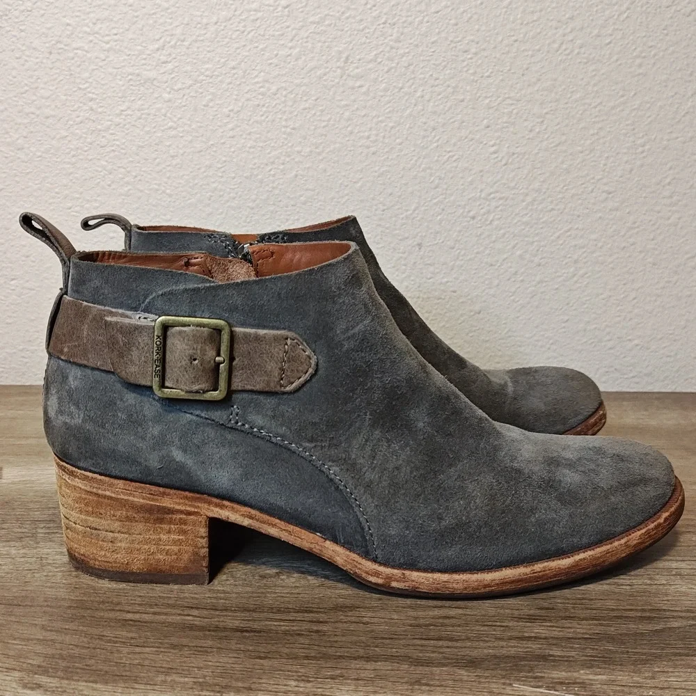 Kork-Ease Mesa Suede Ankle Boots Women‎ 8.5 Grey Brown Buckle Block Heel K54222